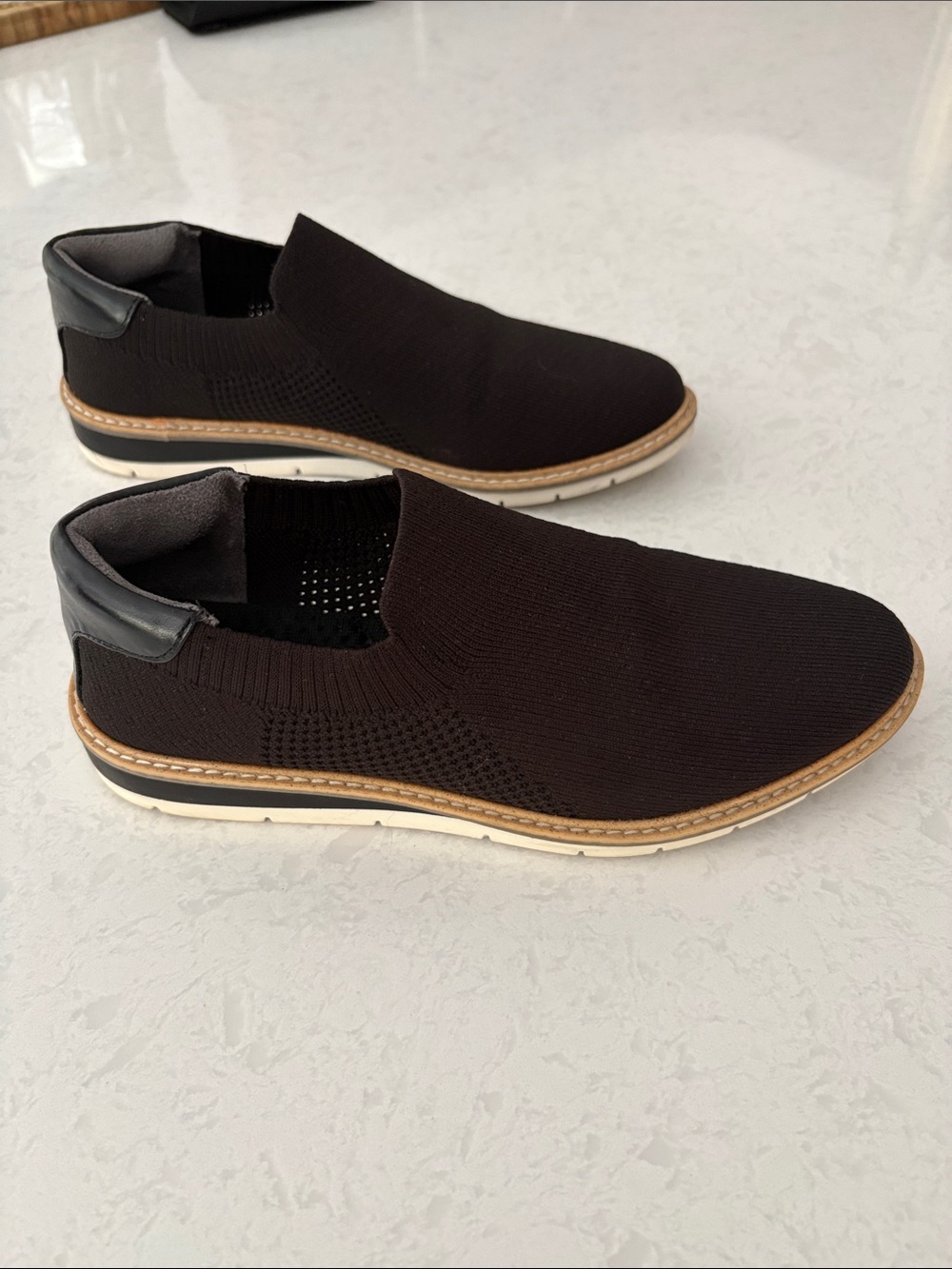 me too Black Slip-On Knit Loafer with Tan Trim